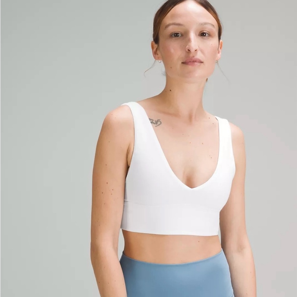 Women's Lululemon White Align V-Neck Bralette